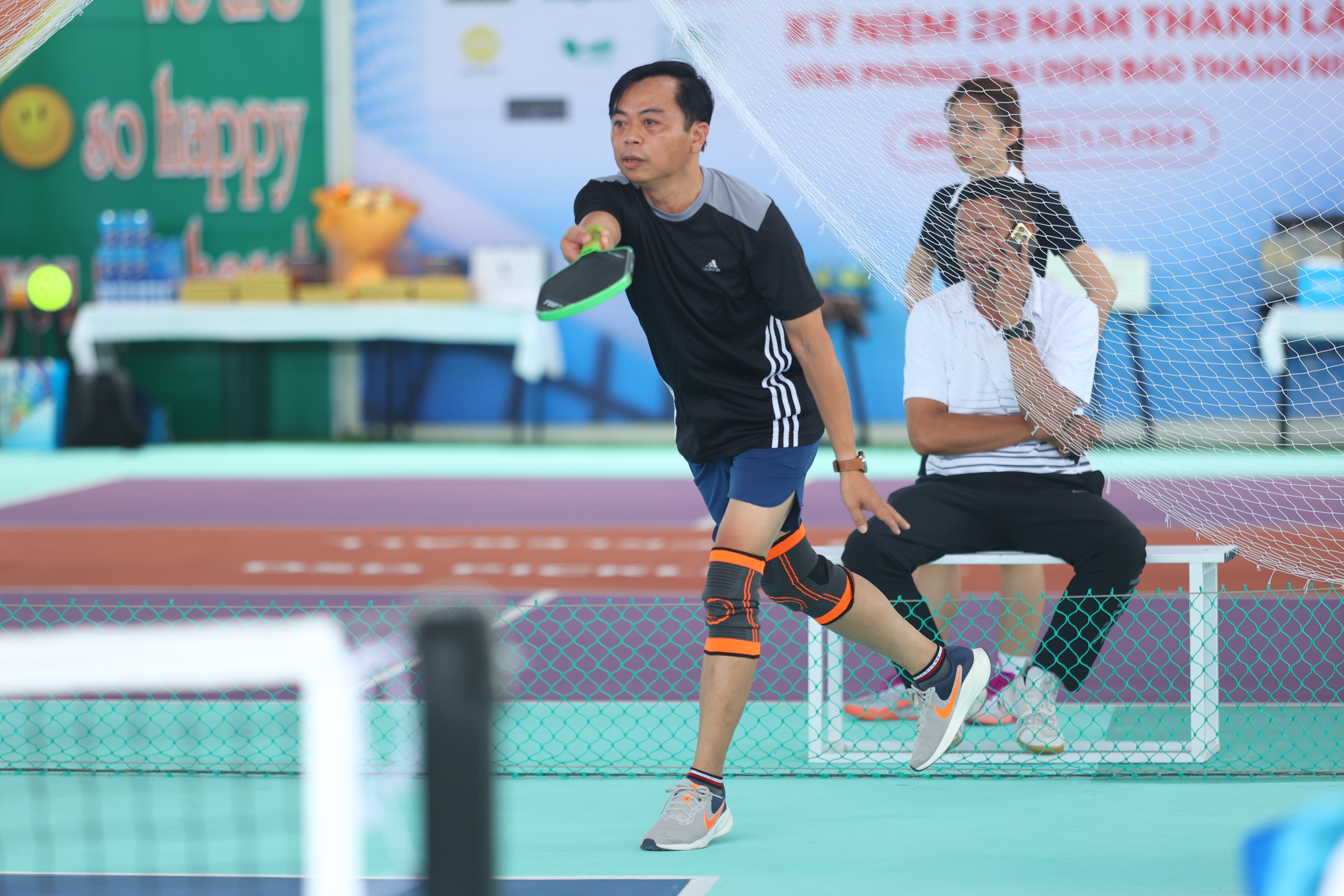 Giải pickleball Báo Thanh Niên và những người bạn đồng hành: Gây quỹ cho Cùng con đi tiếp cuộc đời- Ảnh 16.