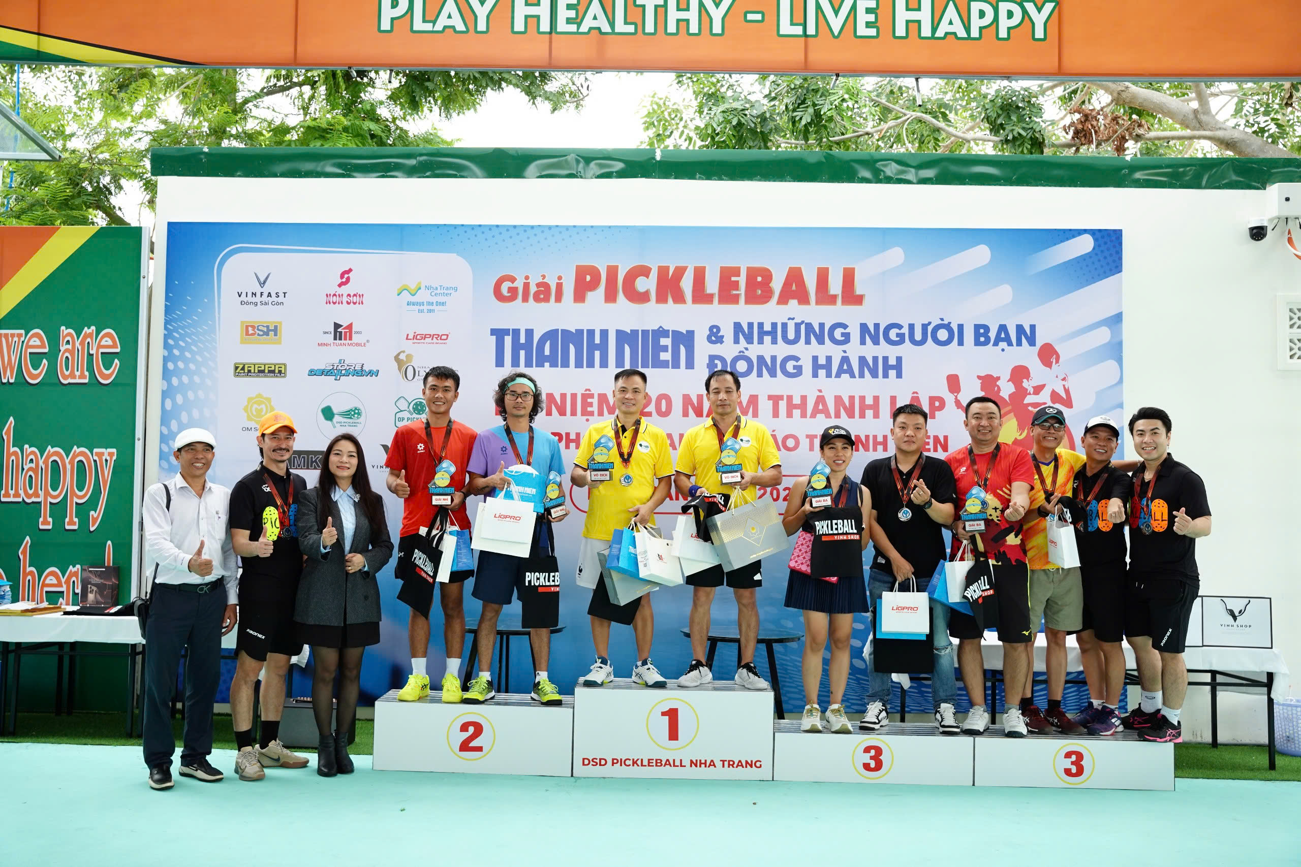 Giải pickleball Báo Thanh Niên và những người bạn đồng hành: Gây quỹ cho Cùng con đi tiếp cuộc đời- Ảnh 32.